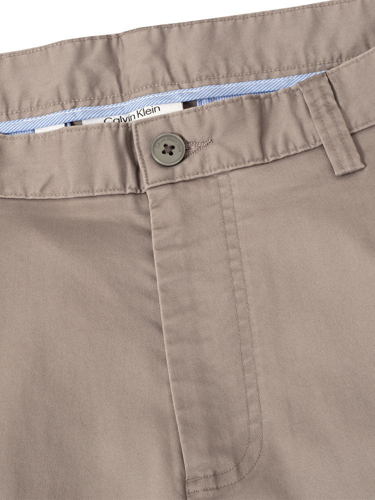 Calvin Klein Weekend Regular Fit Chino Pant - Soft Grey
