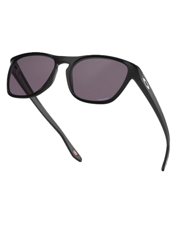 Oakley Manorburn Sunglasses - Matte Black w/ Prizm Grey
